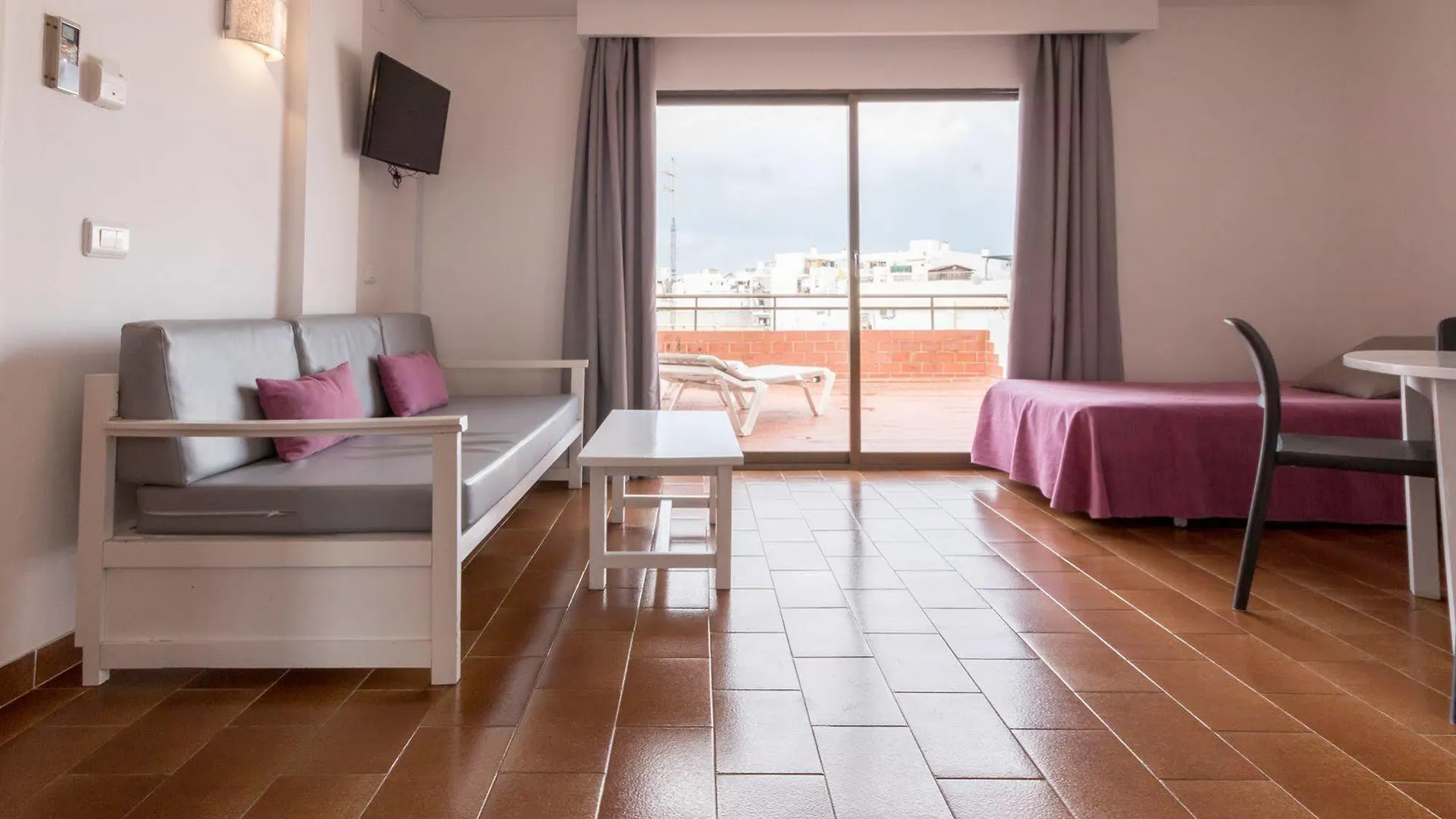 Apartamentos Orosol 2 By Typic Hotels سان أنطونيو 0*,